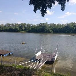 Kiskőrössy Halászcsárda Szeged - Külső kép