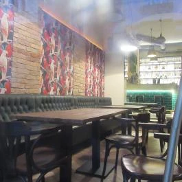KISPIPA BAR & FOOD Budapest - Belső