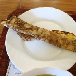 Kispozsonyi Ételbár Budapest - Étel/ital