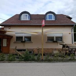 Kiss Cuki Lajosmizse - Külső kép