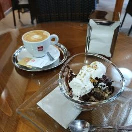 Kiss Cuki Lajosmizse - Étel/ital