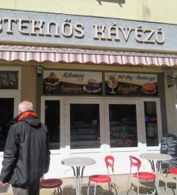 Kisteknős Kávézó