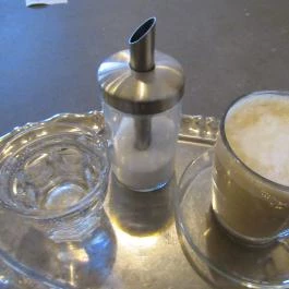 Kisüzem Budapest - Étel/ital