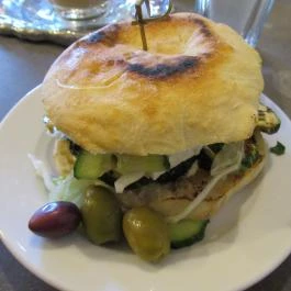 Kisüzem Budapest - Étel/ital