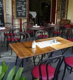 Klauzál Café Étterem & Kávézó