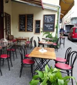 Klauzál Café Étterem & Kávézó