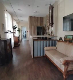 Klebelsberg Kastély és Emlékház 