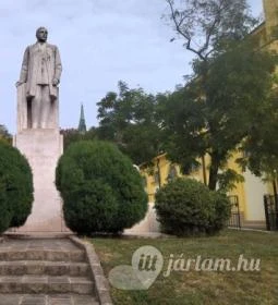 Klebelsberg Kunó-emlékmű