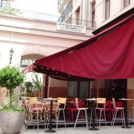 Klikk Bistrobar - Gozsdu Udvar Budapest - Külső kép