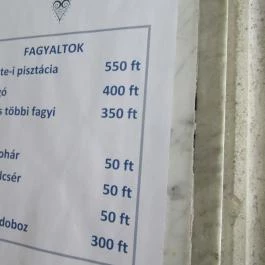 Kő fagyi? a Bartókon Budapest - Étlap/itallap