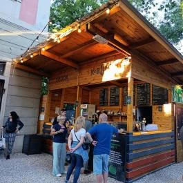 Kobuci Kert Budapest - Belső