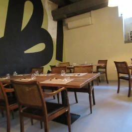 Kobuta, Budapest - Belső