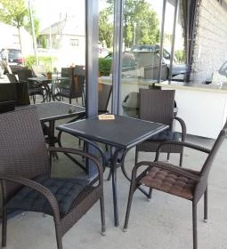 Kőfejtő Kávézó & Büfé