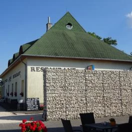 Kőfejtő Vendéglő, Fertőrákos - Külső kép