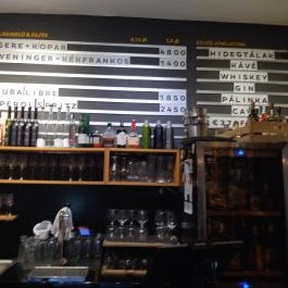 Koffer Bor & Bár Sopron - Belső