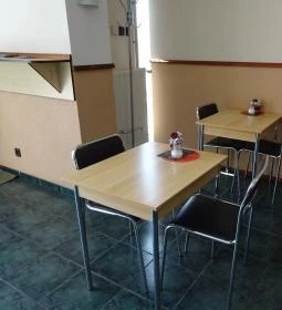 Kolcsár Cukrászda-Pékség környei Mintaboltja