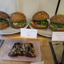 Kolibri Kávézó, Budapest - Egyéb