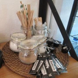 Kolibri Kávézó, Budapest - Egyéb