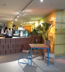 Kollab Kávézó - Mammut