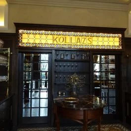 Kollázs Budapest - Külső kép