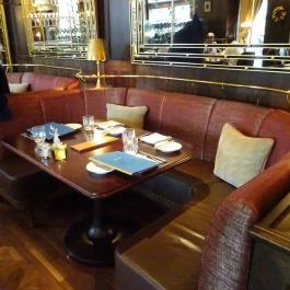 Kollázs Budapest - Belső