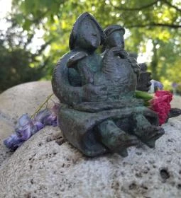 Kolodko: Aranka néni & Béla bácsi miniszobor