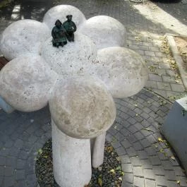 Kolodko: Aranka néni & Béla bácsi miniszobor Budapest - Egyéb