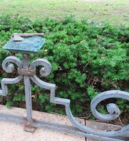 Kolodko: A balta miniszobor