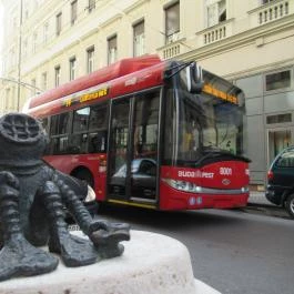 Kolodko: Búvár és a kulcs miniszobor Budapest - Egyéb