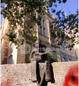 Kolodko: Drakula miniszobor