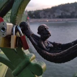 Kolodko: Ferenc József miniszobor Budapest - Egyéb