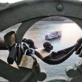 Kolodko: Ferenc József miniszobor Budapest - Egyéb