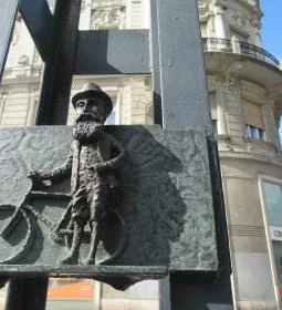 Kolodko: Herzl Tivadar miniszobor