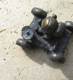 Kolodko: Holdjáró miniszobor