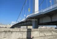 Kolodko: Lecsó miniszobor Budapest