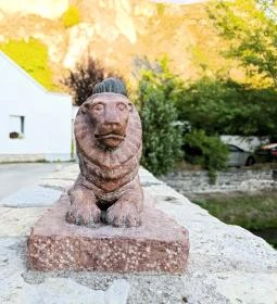 Kolodko: LeoNóra miniszobor