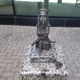 Kolodko: Liszt Ferenc miniszobor Budapest - Egyéb