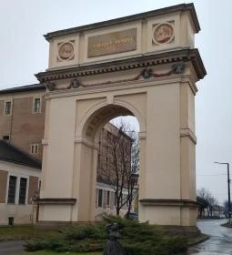 Kolodko: Mária Terézia miniszobor