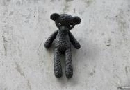 Kolodko: Mr. Bean mackója miniszobor Budapest