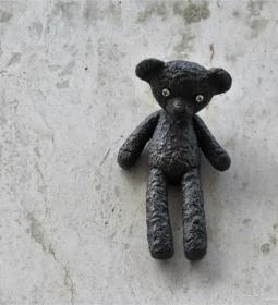 Kolodko: Mr. Bean mackója miniszobor