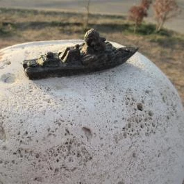 Kolodko: Orosz hadihajó miniszobor Budapest - Egyéb