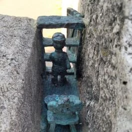 Kolodko: Az oroszok már a spájzban vannak miniszobor Budapest - Egyéb