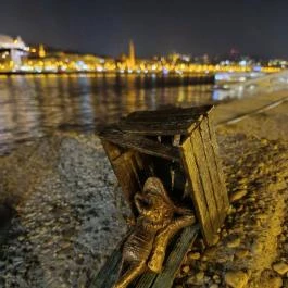 Kolodko: Piszkos Fred miniszobor Budapest - Egyéb