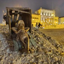 Kolodko: Piszkos Fred miniszobor Budapest - Egyéb