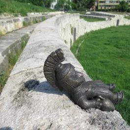 Kolodko: In vino veritas miniszobor Budapest - Egyéb