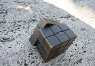 Kolodko: Rubik kocka miniszobor Budapest