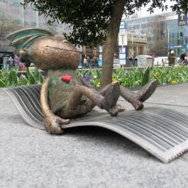 Kolodko: Skála Kópé miniszobor Budapest - Egyéb