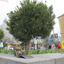 Kolodko: Skála Kópé miniszobor Budapest - Egyéb