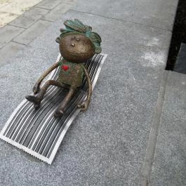 Kolodko: Skála Kópé miniszobor Budapest - Egyéb