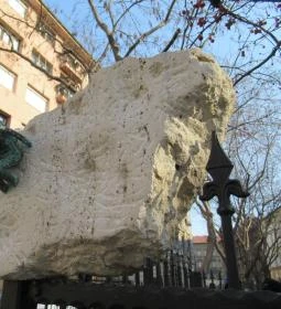 Kolodko: Szenes Hanna miniszobor